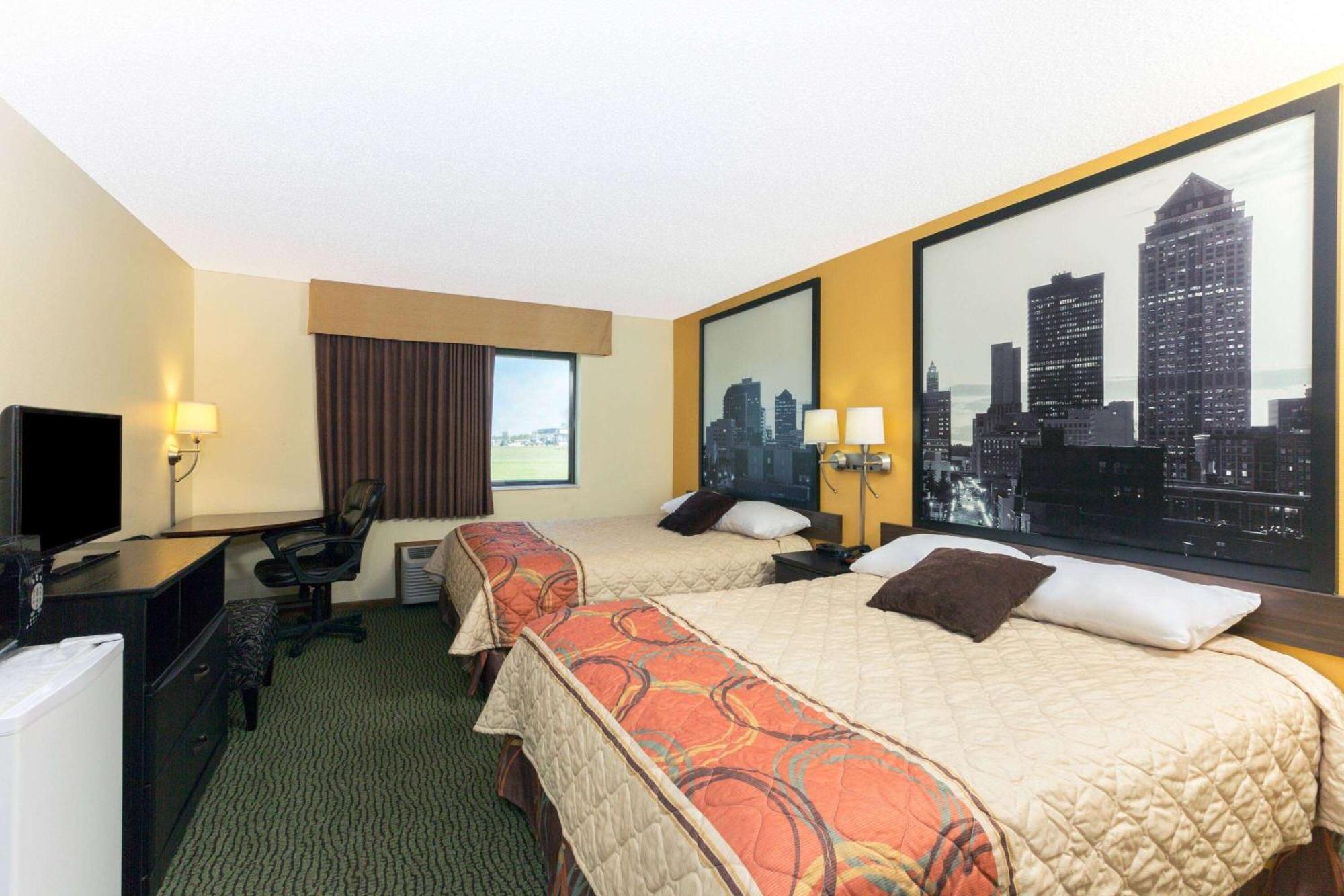 Super 8 By Wyndham Perry Ia Hotel Eksteriør billede
